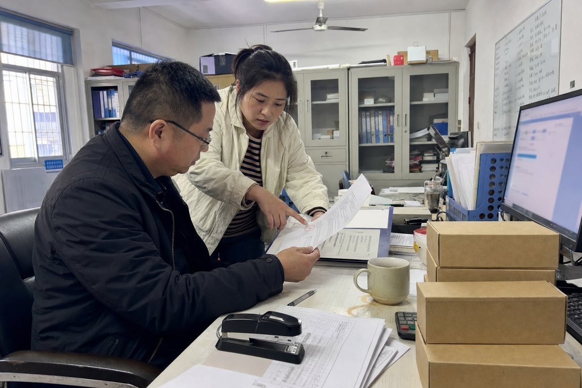 Verify supplier safety certifications like ISO 9001, BSCI, CE, and SGS before ordering (ID#2)