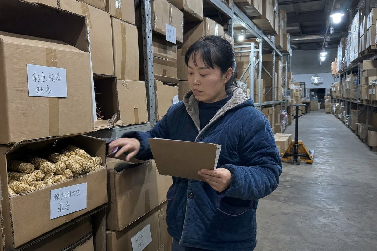 Factory Production Schedules Factory production schedule impact on wood fire starter order timing before peak demand (ID#4)