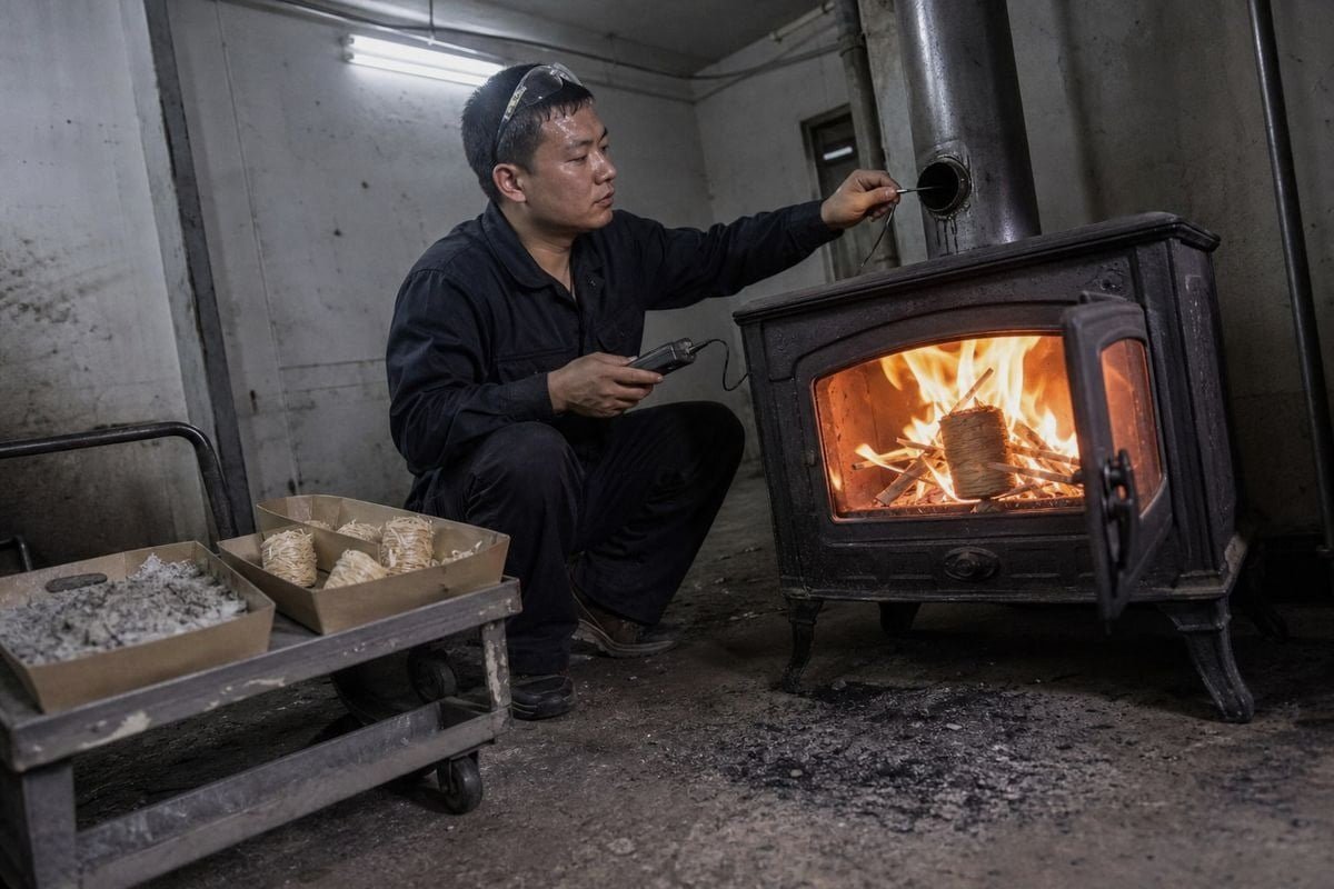 Clean-burning wood fiber fire starters versus harmful synthetic residue in stoves (ID#3)
