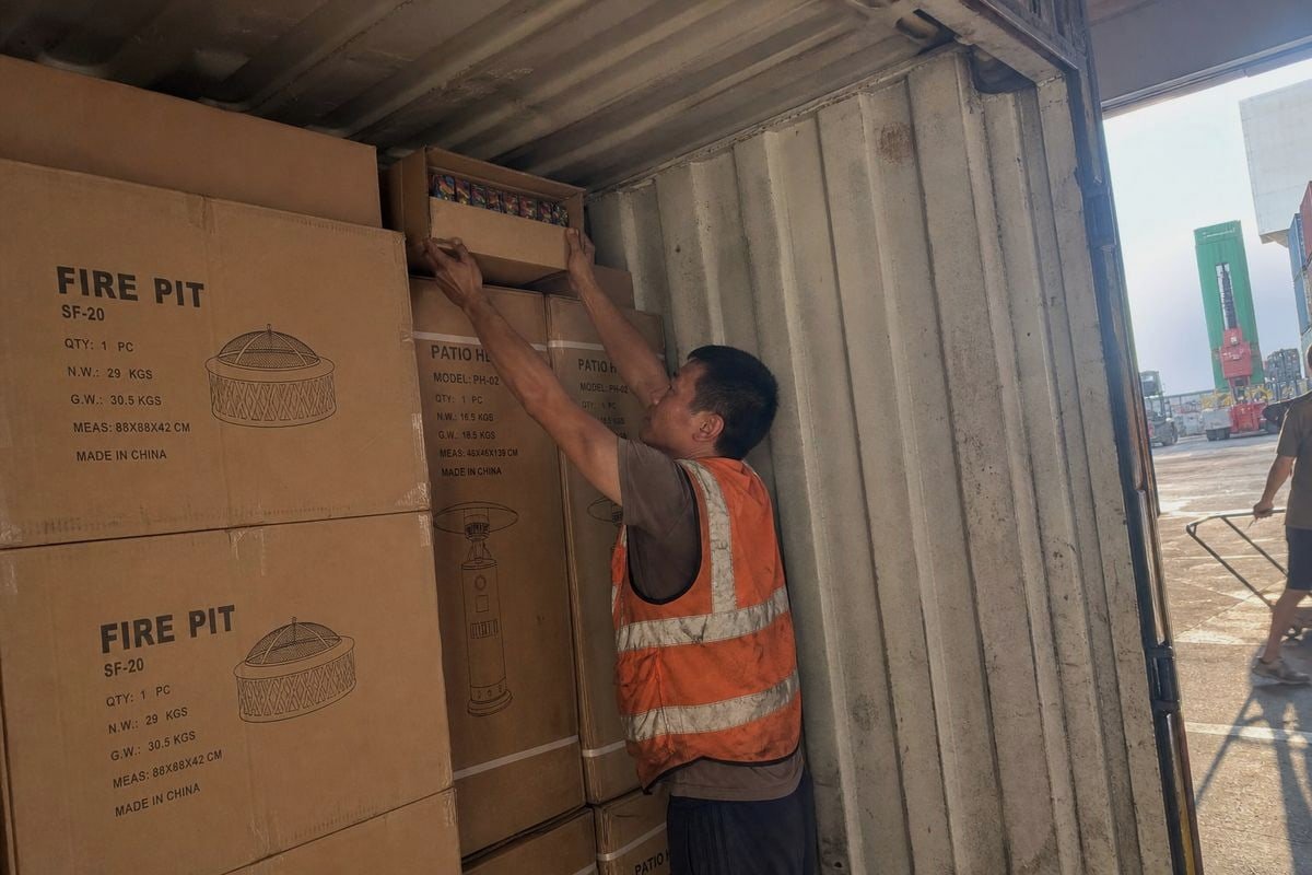 Opções de Embalagem Personalizada Customizable Magic Fire packaging sizes to fit odd container loading gaps (ID#4)