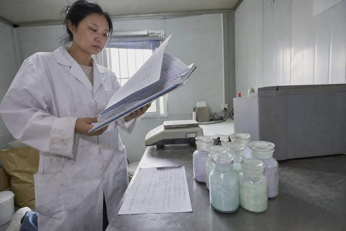Supplier CLP Documentation Supplier documentation checklist including SDS, CAS numbers, and CLP classification rationale (ID#2)