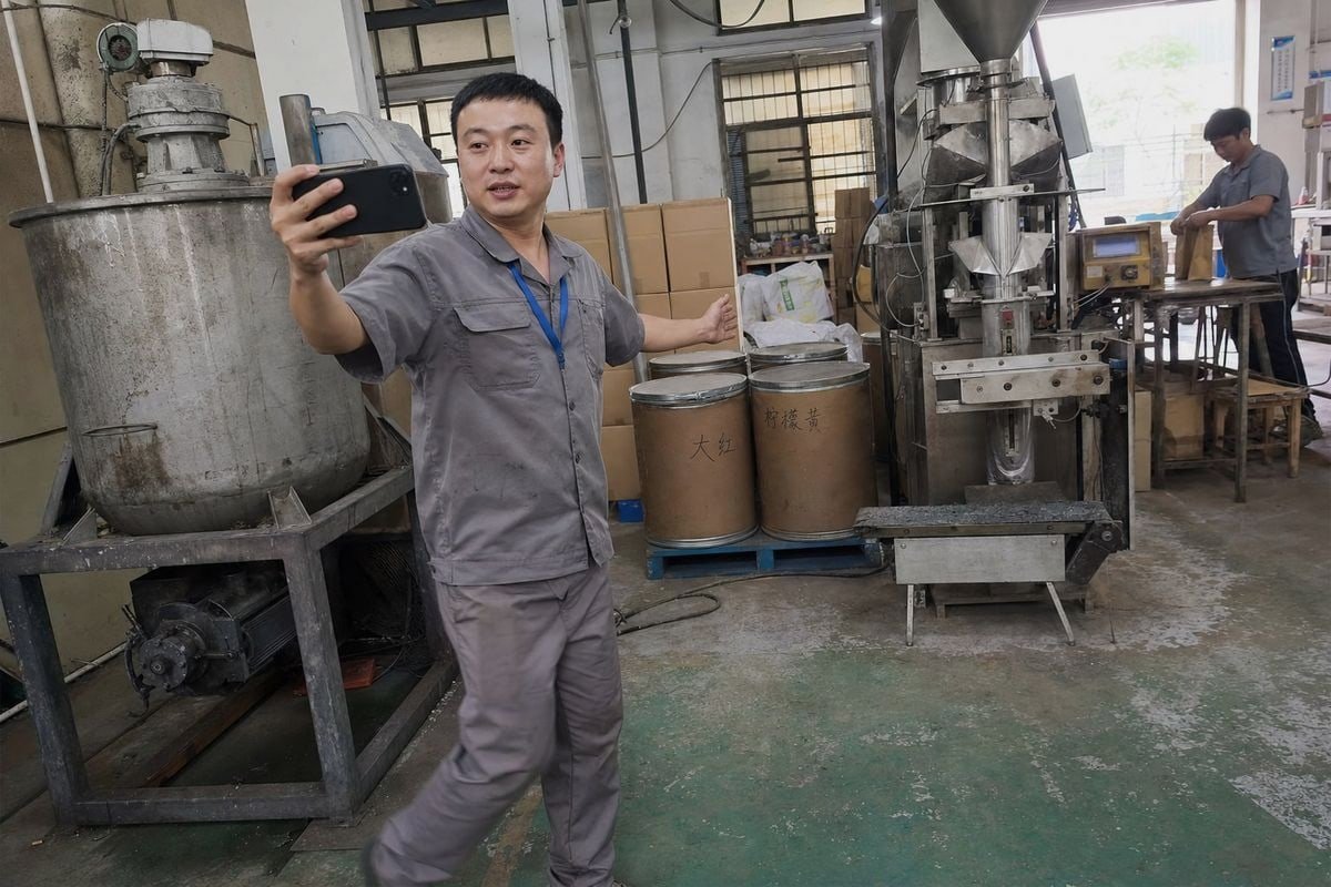 Verify a real Magic Fire Powder manufacturer with factory tours and ISO audits (ID#2)
