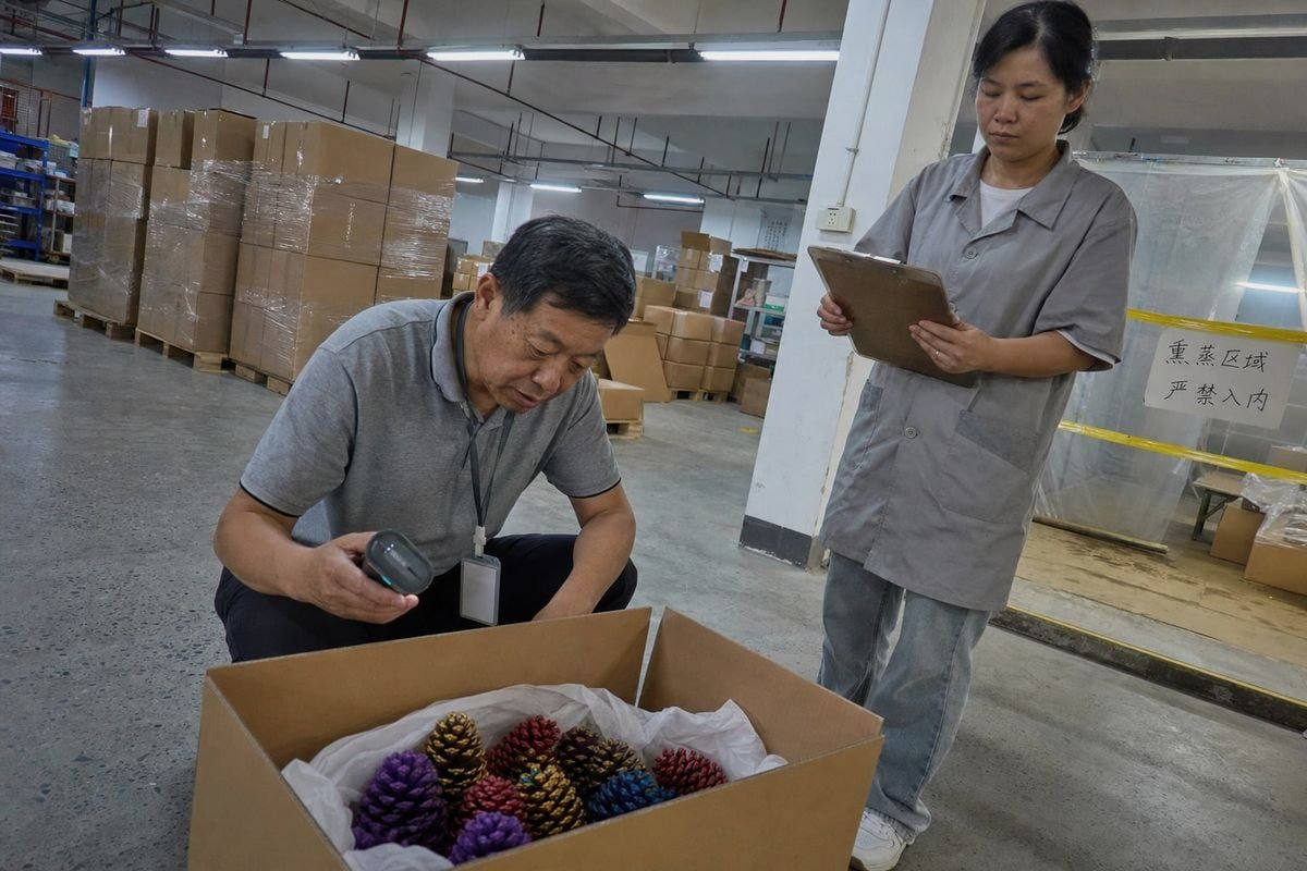 Hidden fees compared between sourcing agents and direct factory pine cone sourcing (ID#2)